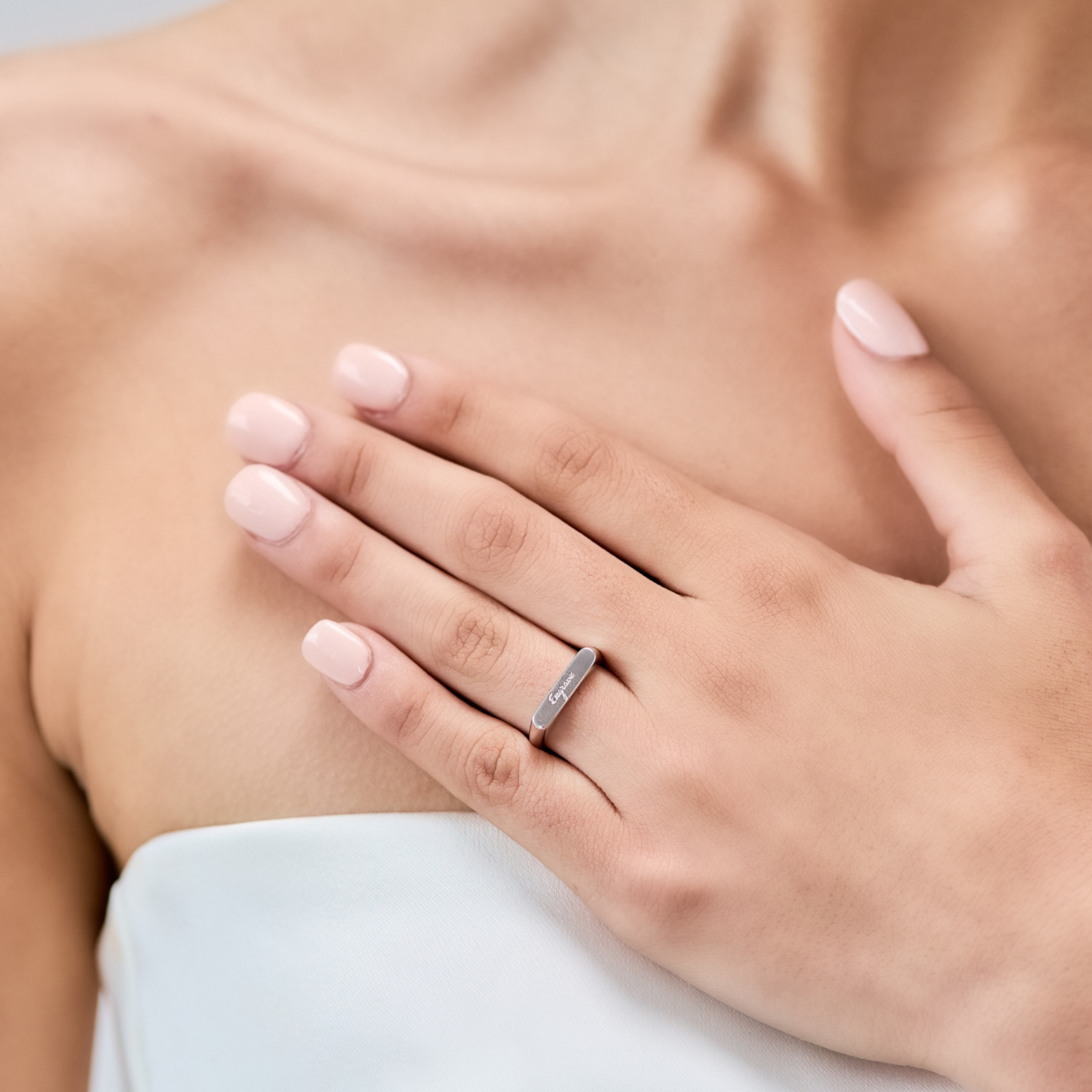 Slim Signet Ring - Engravable