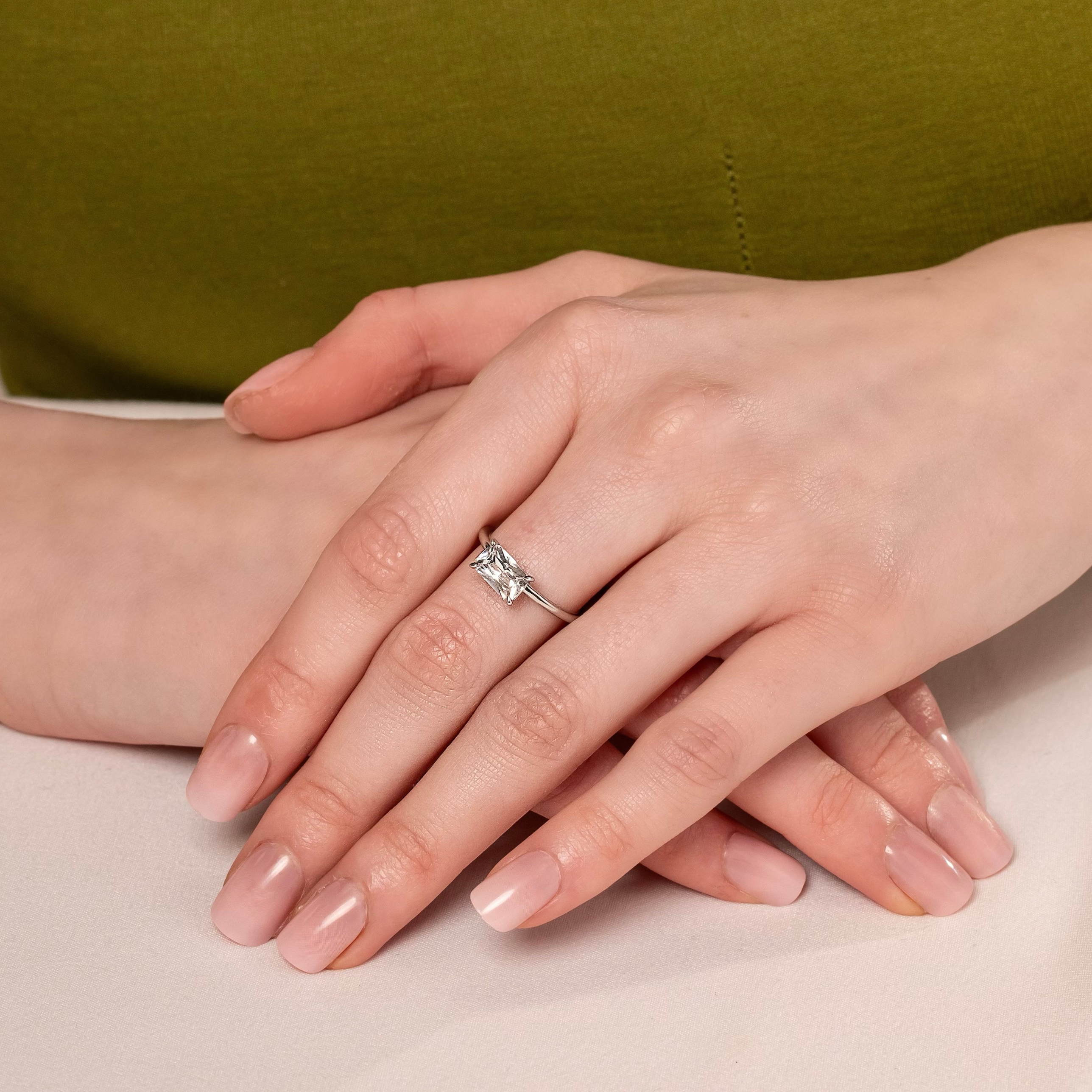 Minimalist east-west ring in silver – affordable handcrafted gift for her