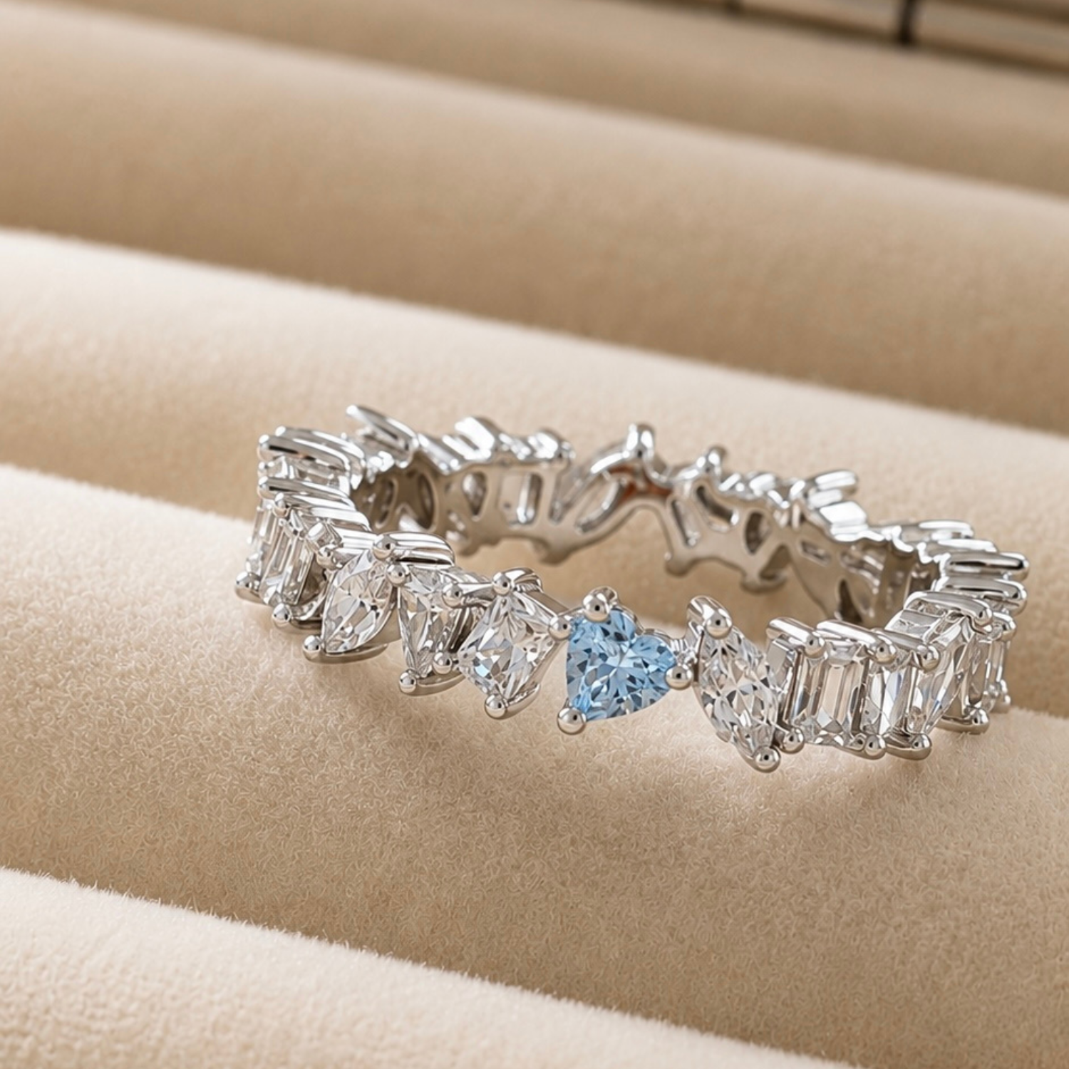 Blue Heart Cluster Band