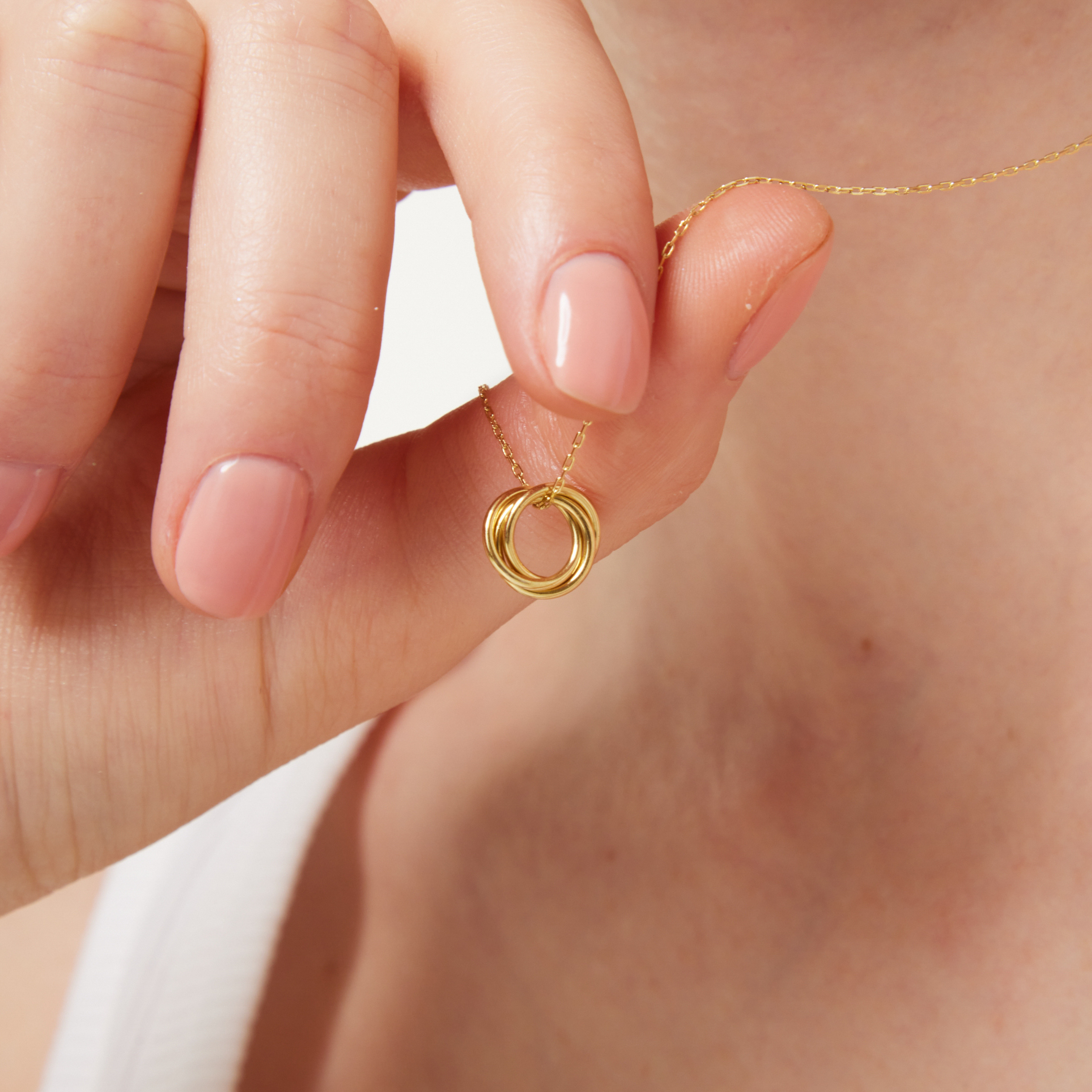 beautiful trinity necklace meaningful gift for her
