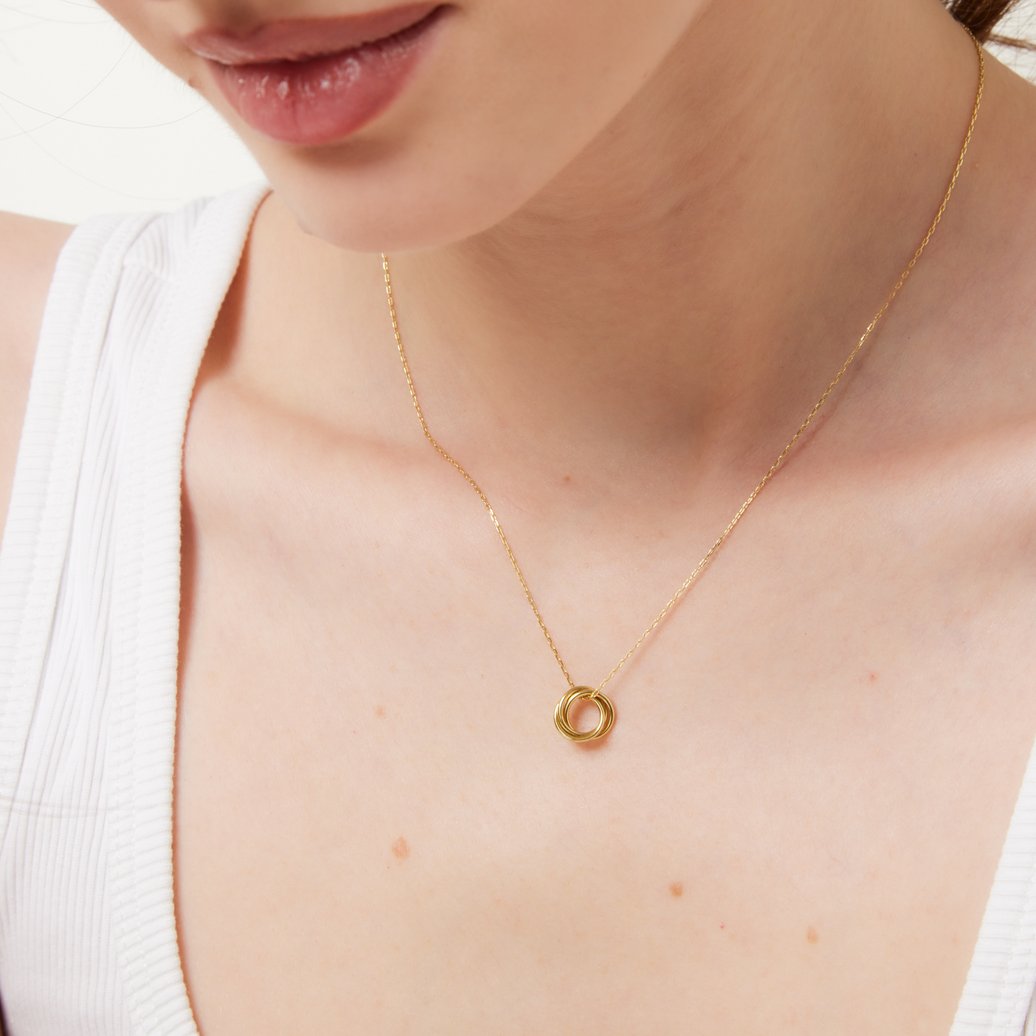 small trinity necklace gold pendant 
